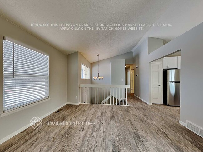 Photo - 1875 Leoti Dr