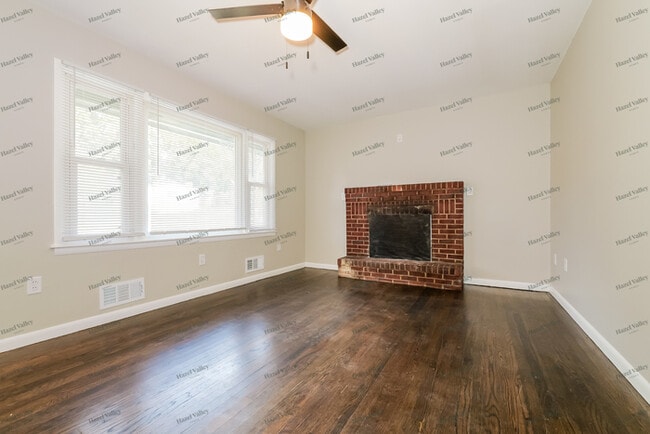 Photo - 4705 Vermont Ave