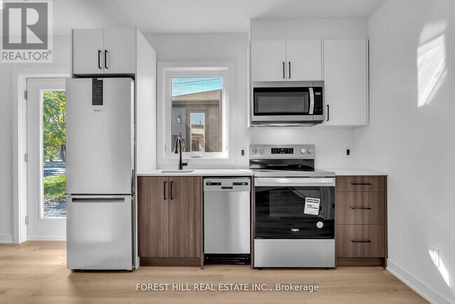 Photo - 105 Galloway Rd Unit R