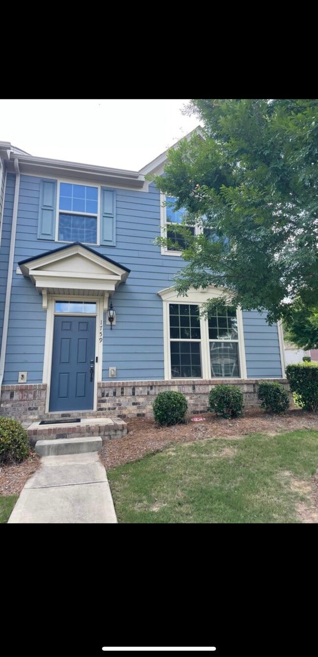 Front Door - 1759 Fleetwood Dr