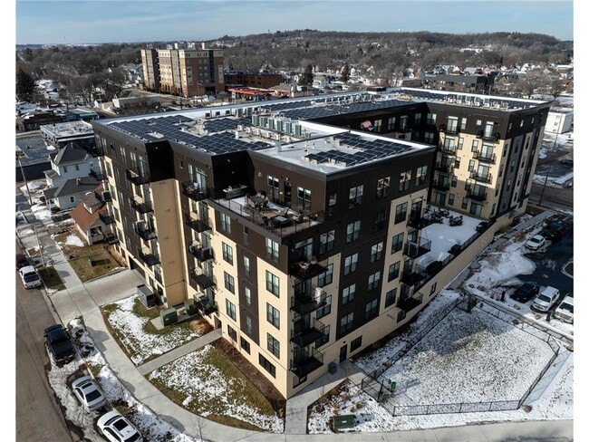 Photo - 28 7th St NE Unidad Foundry