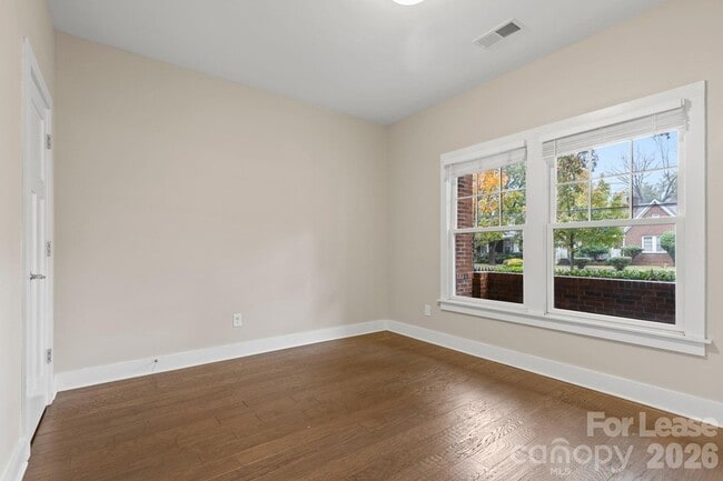 Photo - 129 Grandin Rd