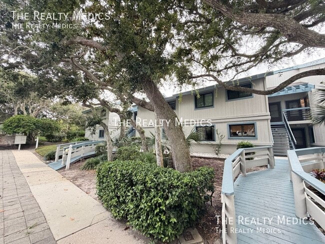 2040-4401 Sea Mist Dr-