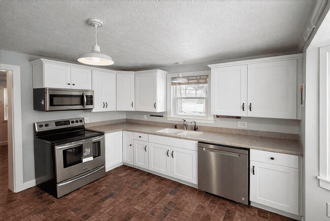 Photo - 4933 N Parma Rd