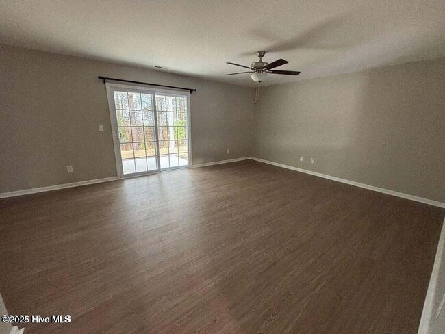 Photo - 1226A Masters Ln