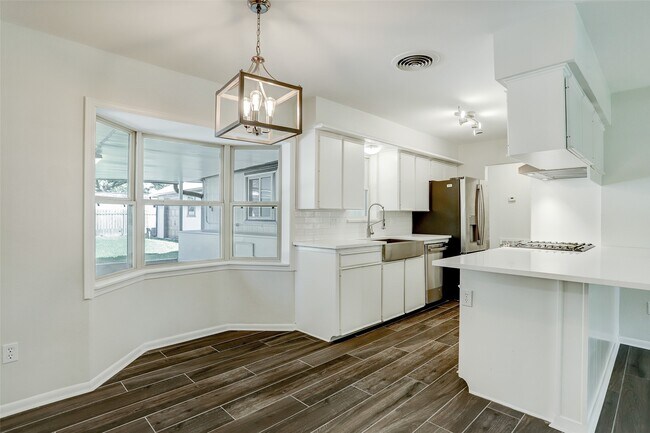 Photo - 4134 Hill Oak Dr