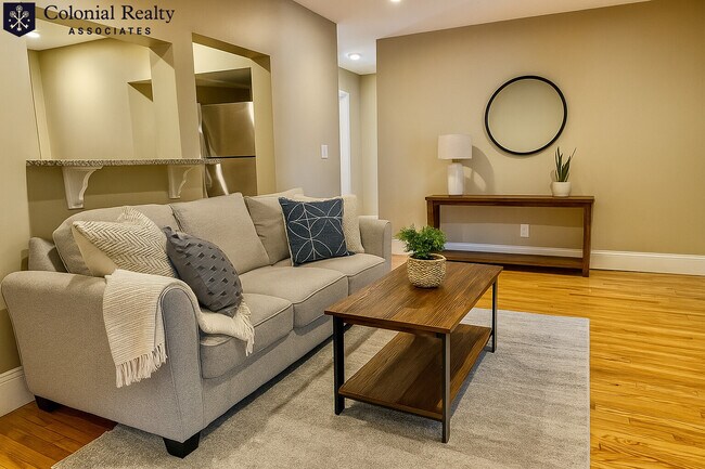 Photo - 72 Egmont St Unit 3