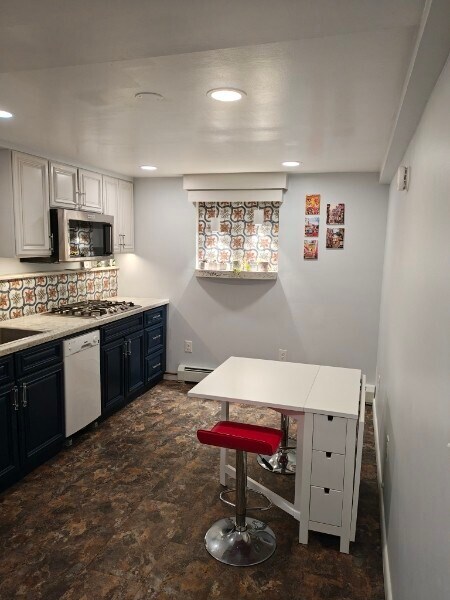 Photo - 37 Woodcrest Ave Unit 37 Woodcrest