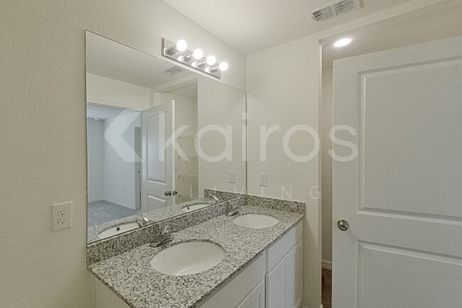 Photo - 12093 Cochran Ave