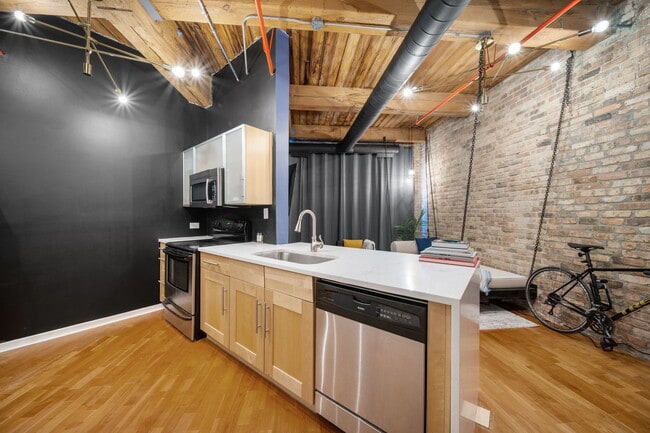 Photo - 225 W Huron St Unit 501