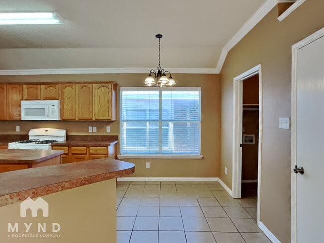 Photo - 5505 Stonemoss Dr