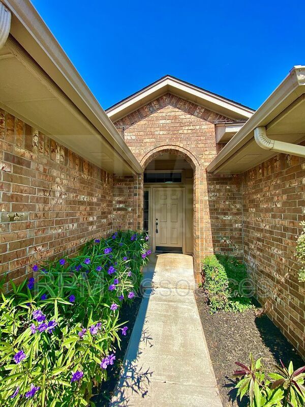 Photo - 9021 SW 55th St