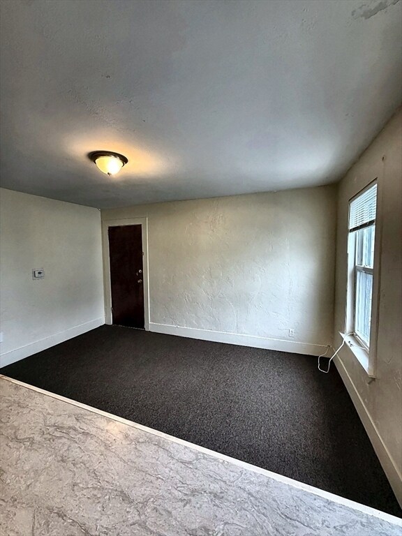Photo - 12 Exchange Ct Unit 2
