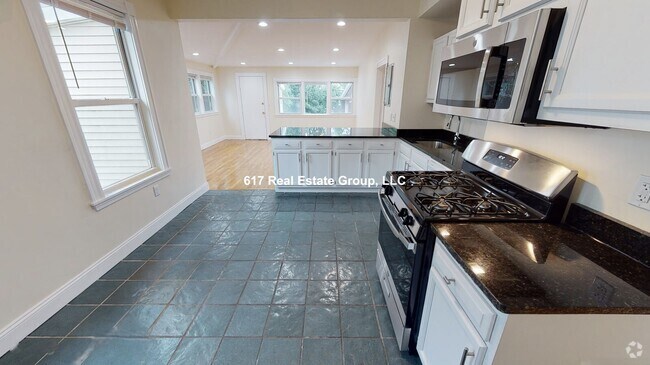 Building Photo - 2572 Massachusetts Ave Unit 2 Rental