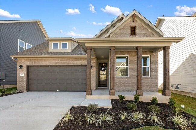 Building Photo - 206 Lake Shore Dr