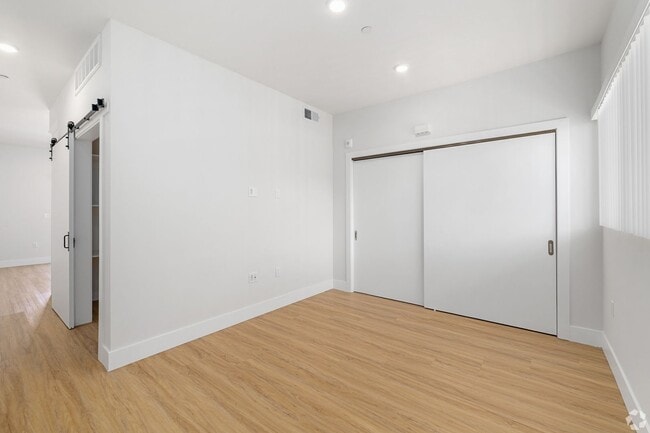 Photo - Pacific Heights II