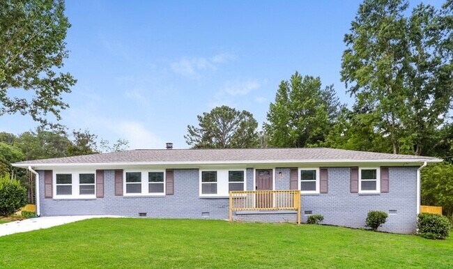 Photo - 2549 Yolanda Trail