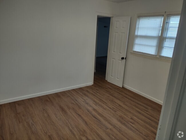 Building Photo - 3808 Nathaniel Rd Rental