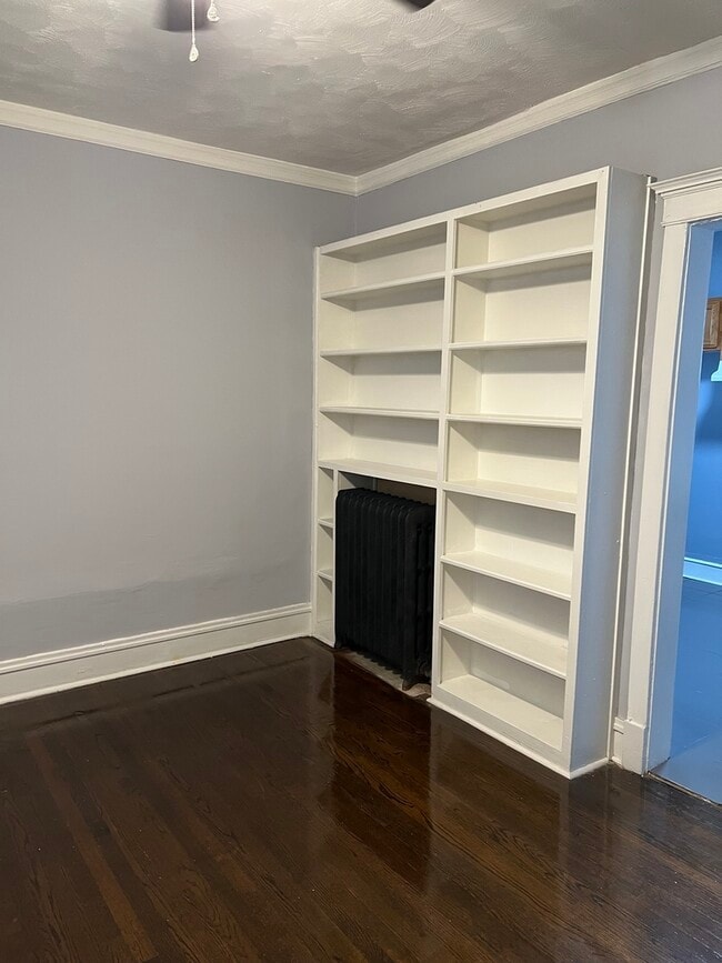 Photo - 8036 S Green St Unidad 1