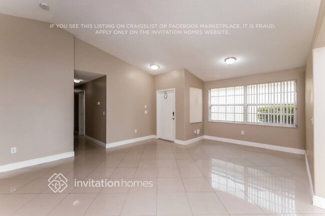 1544 NW 158th Ave