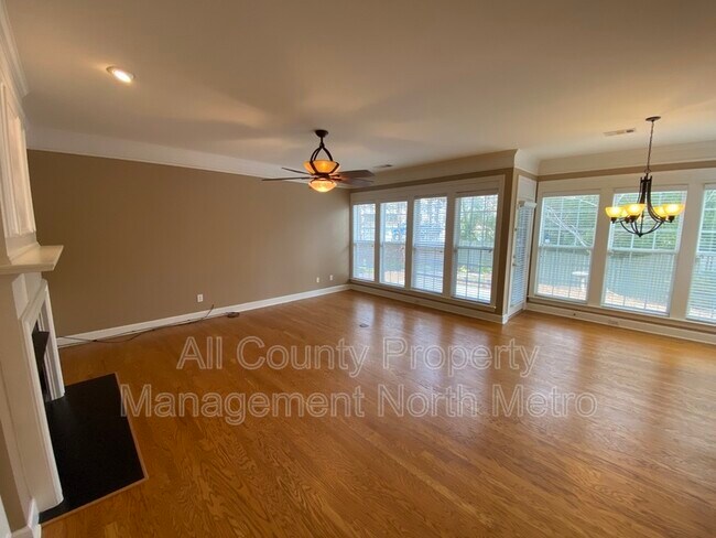 Photo - 2024 Belridge Ct