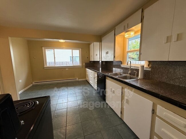 Photo - 8806 3rd Ave S