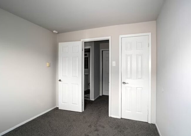 Photo - 500 E Upsal St Unidad B