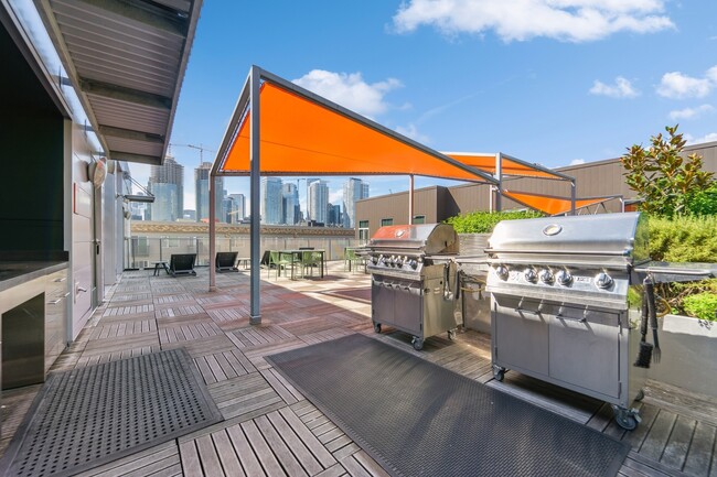 SouthLakeUnion_amenity_roof deck (1)