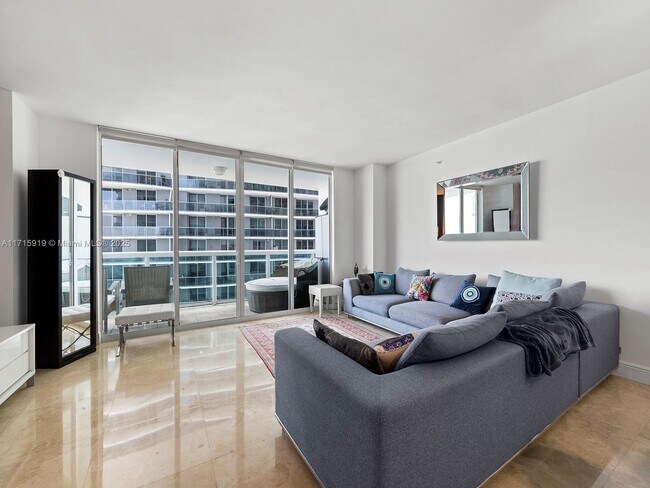 Photo - 1800 N Bayshore Dr Unidad 2211