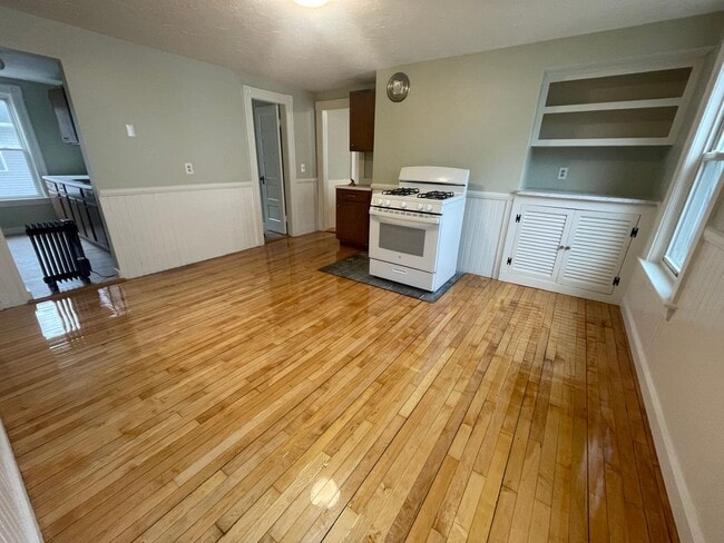 Photo - 83 Coombs St Unit #2