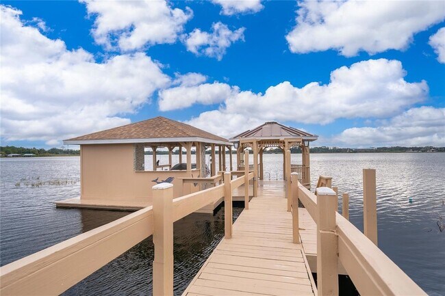 Photo - 1649 Lake Villa Dr House