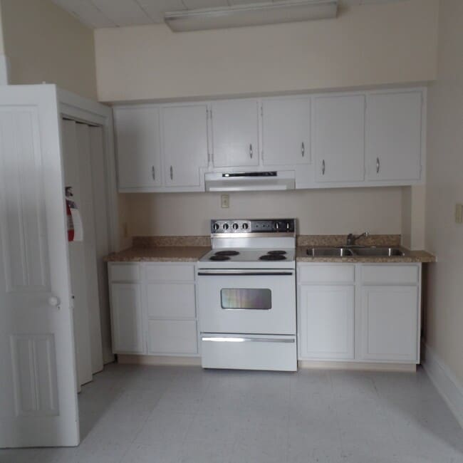 Photo - 321-323 Bishop Street (E) Unit 321-2