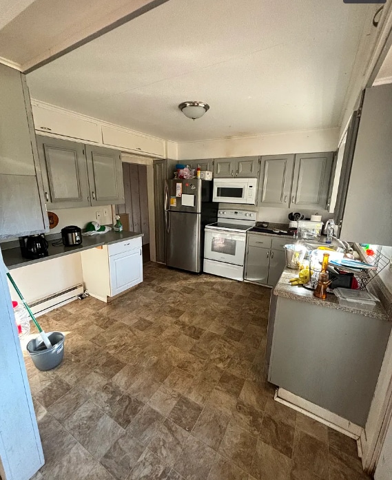 Photo - 599 S East St