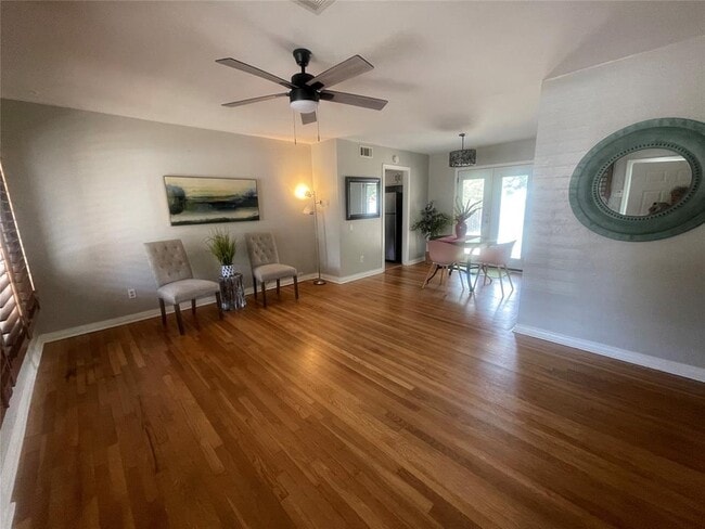Photo - 2415 W Britton Rd