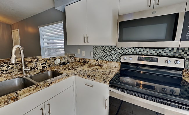 Photo - 1118 Vista Palma Way