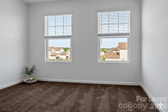 Photo - 1215 Nesters Store Pl SW