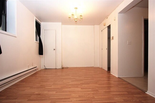 Photo - 228 Christopher Columbus Dr Unit G