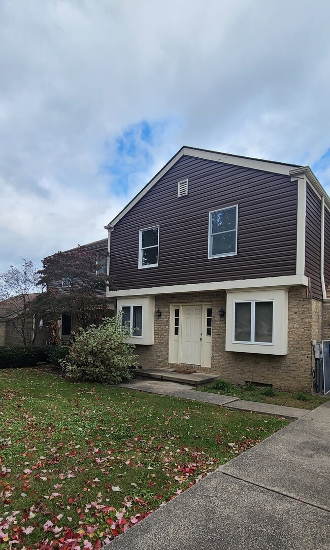 Building Photo - 495 Shadydale Dr Unit 495