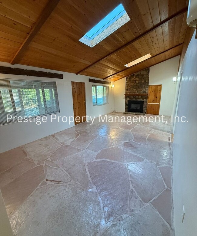 Photo - 3BD 2BA Waiting for You to Call Home!!