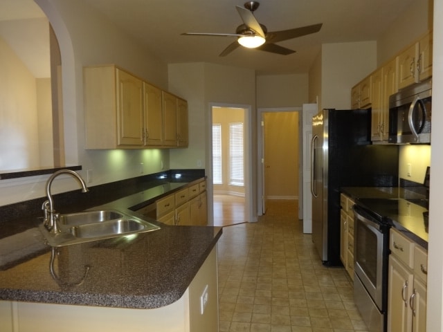 5552 Craftwood Dr