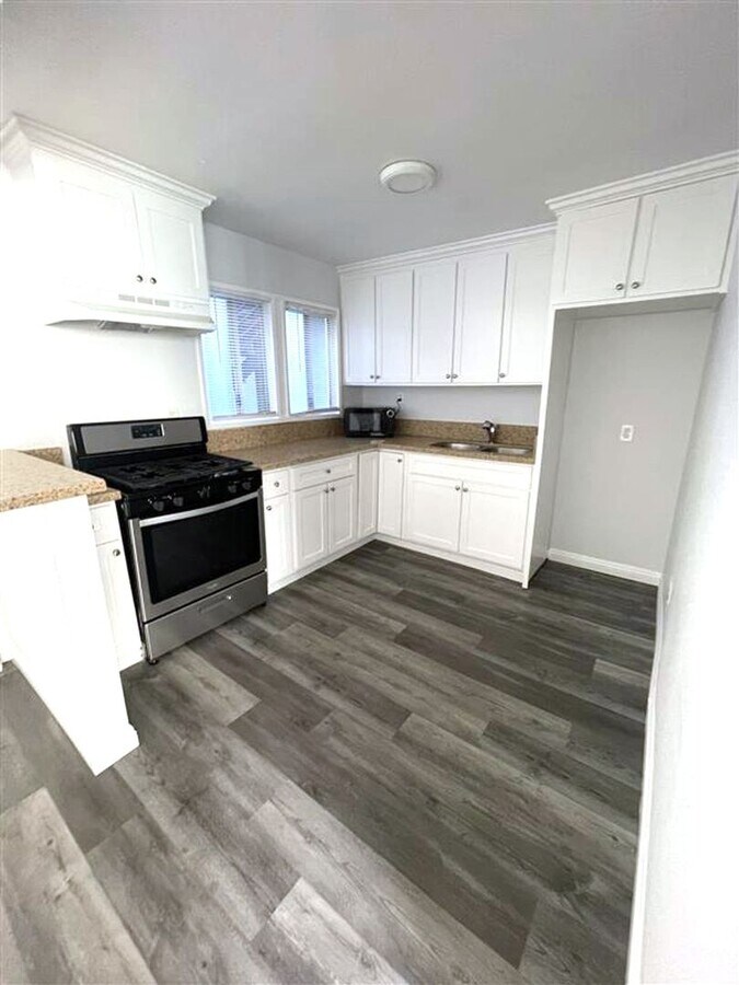 Photo - LB2330  (RUBS) (Imp.)