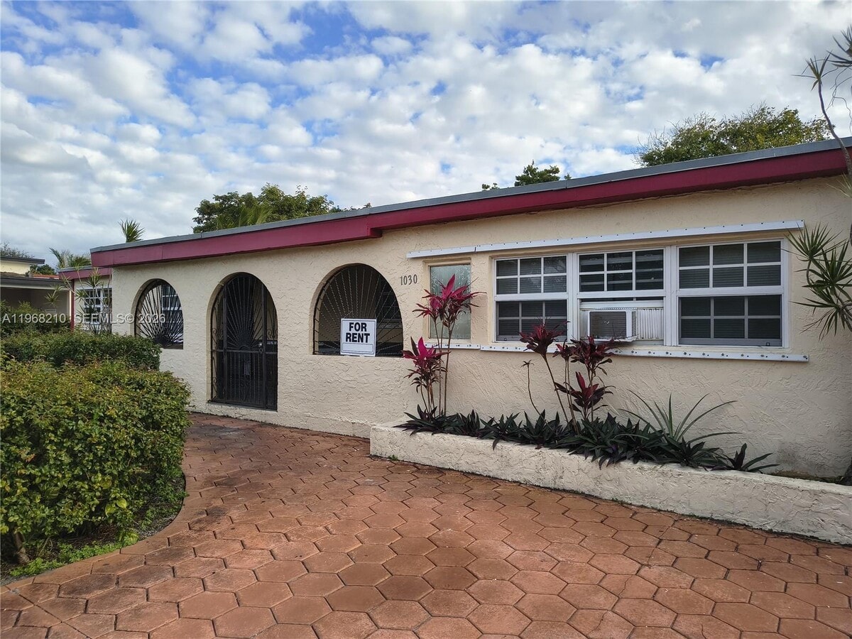 Photo - 1030 NW 106th St