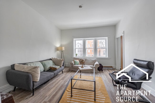 Photo - 1626 N Fairfield Ave Unit 2