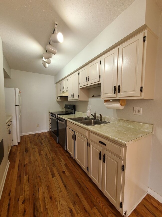 Photo - Three Bed Two Bath Condo in St. Joseph Unit 16