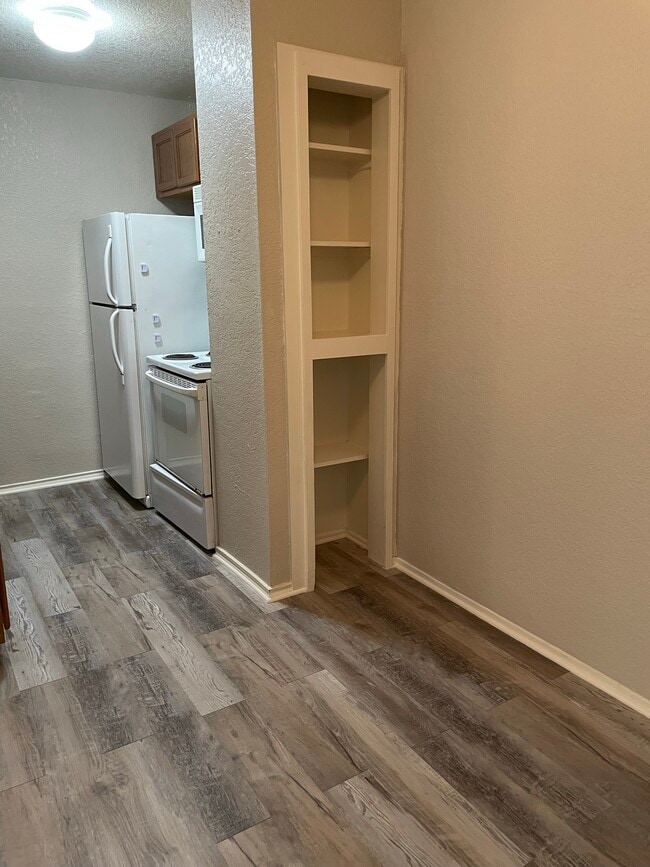 Photo - 10910 Baltic Dr Unidad 1