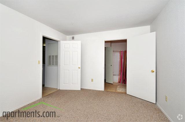 Bedroom - Pointe Vista 1 and 2