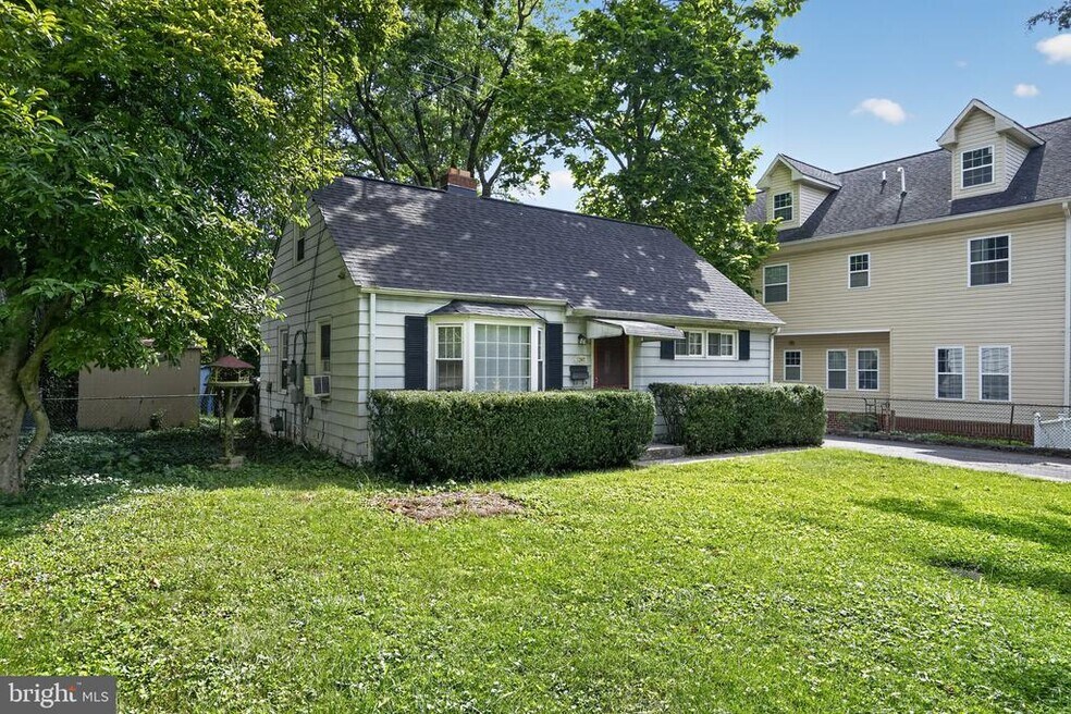 3207 Dashiell Rd