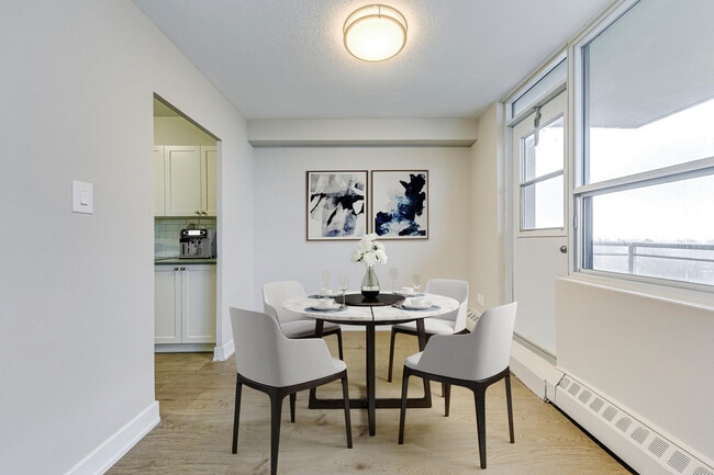 Surrey Lane Apartments