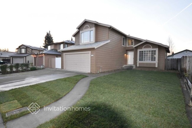 Photo - 242 Newport Cir