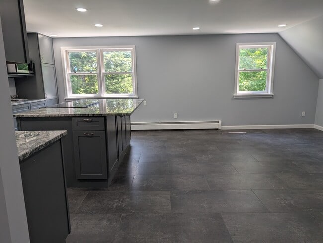 cocina/sala de estar - 2014 US Route 3 Unidad #2